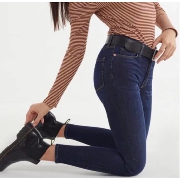 BDG Womens Size 25 Grazer Cigarette Skinny Blue Jeans Dark Wash Stretch Denim - Picture 7 of 7